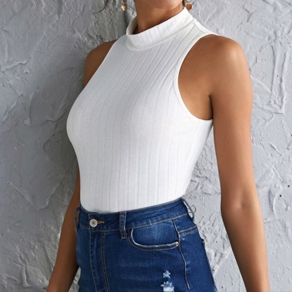 SHEIN Mock Neck White Tank Top XS